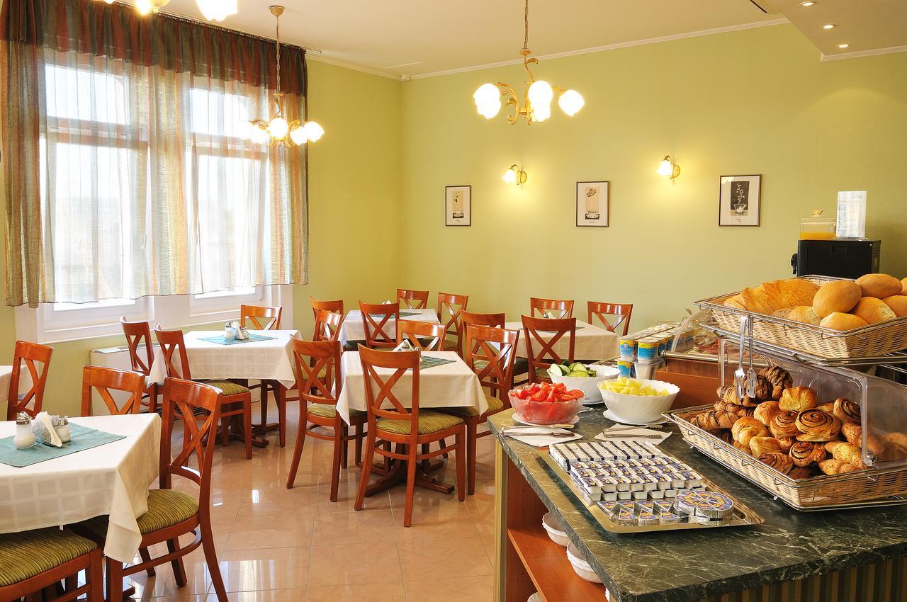 בודפשט Baross City Apartments מראה חיצוני תמונה
